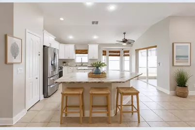 1836 Raven Glen Drive, Ruskin, FL 33570 - Photo 9