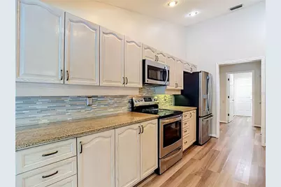 2102 Laindale Place, Valrico, FL 33596 - Photo 13