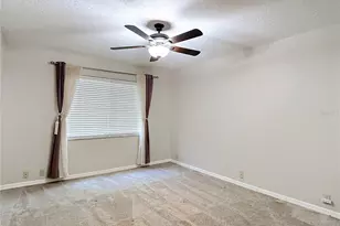 2102 Laindale Pl, Valrico, FL 33596 - Photo 43