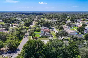 2102 Laindale Pl, Valrico, FL 33596 - Photo 65