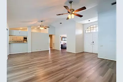 2102 Laindale Place, Valrico, FL 33596 - Photo 9
