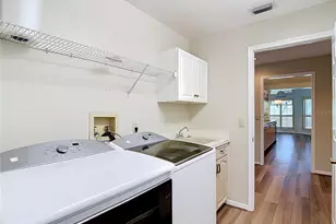 2102 Laindale Pl, Valrico, FL 33596 - Photo 53