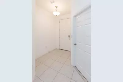 6256 Camino Drive, Apollo Beach, FL 33572 - Photo 5