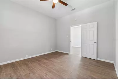 1522 E 21st Avenue, Tampa, FL 33605 - Photo 9
