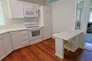 3601 Muller Dr, Zephyrhills, FL 33540 - Photo 17