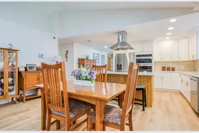 625 Folsom Street S, Saint Petersburg, FL 33707 - Photo 29