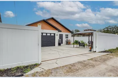 625 Folsom Street S, Saint Petersburg, FL 33707 - Photo 11