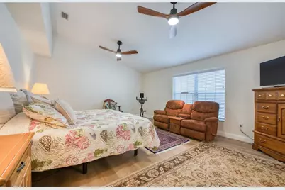 625 Folsom Street S, Saint Petersburg, FL 33707 - Photo 39