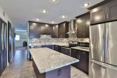 3355 W Wyoming Circle, Tampa, FL 33611 - Photo 9