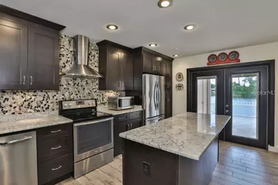 3355 W Wyoming Circle, Tampa, FL 33611 - Photo 7