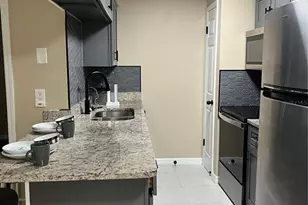 211 Thorntree Pl, Brandon, FL 33510 - Photo 1