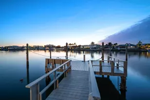 878 Harbor Is, Clearwater Beach, FL 33767 - Photo 9