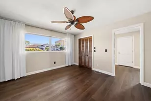 878 Harbor Is, Clearwater Beach, FL 33767 - Photo 33