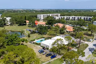 8140 Terrace Garden Dr, Saint Petersburg, FL 33709 - Photo 39