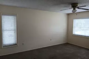 7560 92nd St, Seminole, FL 33777 - Photo 7