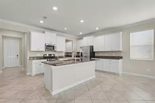 9173 Shadyside Ln, Land O Lakes, FL 34637 - Photo 7