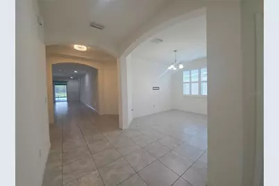 17545 Buckingham Garden Drive, Lithia, FL 33547 - Photo 7