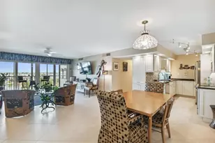 10355 Paradise Blvd, Treasure Island, FL 33706 - Photo 21