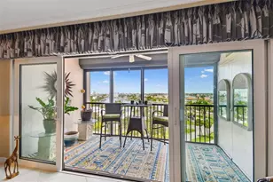10355 Paradise Blvd, Treasure Island, FL 33706 - Photo 15