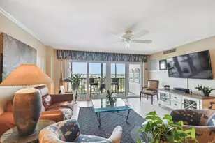 10355 Paradise Blvd, Treasure Island, FL 33706 - Photo 13