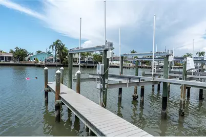 128 Marcdale Boulevard, Indian Rocks Beach, FL 33785 - Photo 7