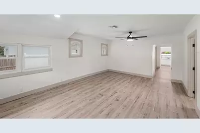 2850 59th Avenue N, Saint Petersburg, FL 33714 - Photo 7