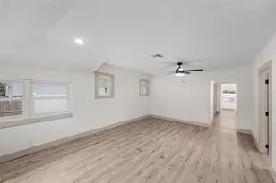 2850 59th Ave N, Saint Petersburg, FL 33714 - Photo 7