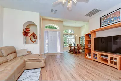 4916 Willow Ridge Terrace, Valrico, FL 33596 - Photo 9