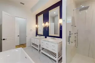 1068 19th Ave N, Saint Petersburg, FL 33704 - Photo 37