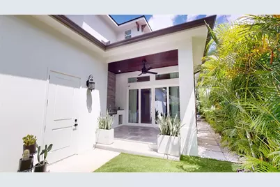 1068 19th Avenue N, Saint Petersburg, FL 33704 - Photo 69