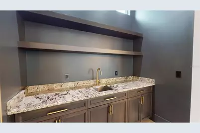 1068 19th Avenue N, Saint Petersburg, FL 33704 - Photo 23