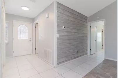 303 Barstow Court, Sun City Center, FL 33573 - Photo 5
