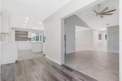303 Barstow Court, Sun City Center, FL 33573 - Photo 15