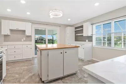 303 Barstow Court, Sun City Center, FL 33573 - Photo 23