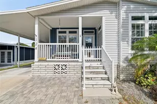 124 Pindo Palm St W, Largo, FL 33770 - Photo 1