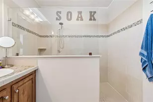 124 Pindo Palm St W, Largo, FL 33770 - Photo 35