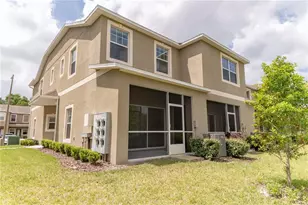 31235 Claridge Pl, Wesley Chapel, FL 33543 - Photo 25