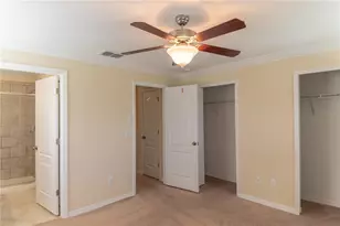 31235 Claridge Pl, Wesley Chapel, FL 33543 - Photo 17