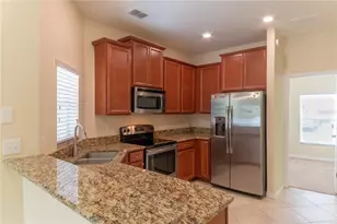 31235 Claridge Pl, Wesley Chapel, FL 33543 - Photo 7
