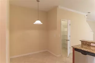 31235 Claridge Pl, Wesley Chapel, FL 33543 - Photo 9