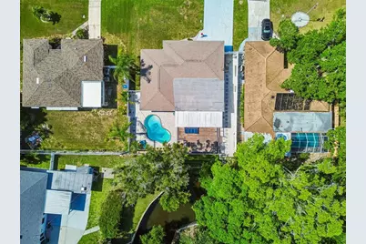 3282 Honeysuckle Rd, Largo, FL 33770 - Photo 7