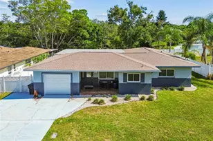 3282 Honeysuckle Rd, Largo, FL 33770 - Photo 3