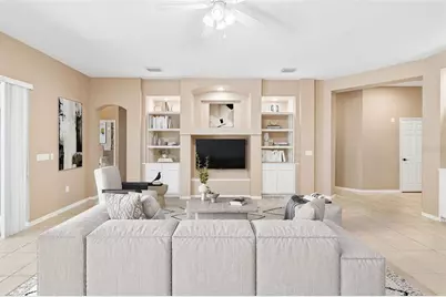 12307 Breton Oak Lane, Riverview, FL 33569 - Photo 5