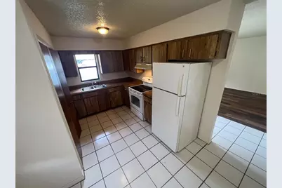 4851 16th Street, Zephyrhills, FL 33542 - Photo 11