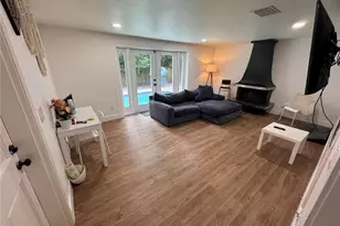 309 Deer Park Ave, Tampa, FL 33617 - Photo 9