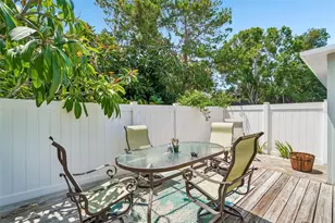 8350 Savannah Trace Cir, Tampa, FL 33615 - Photo 29
