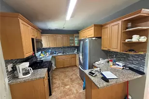 15331 NW 27th Pl, Opa Locka, FL 33054 - Photo 5