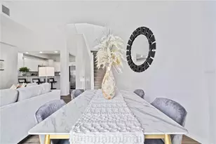 9415 Citrus Glen Pl, Tampa, FL 33618 - Photo 7