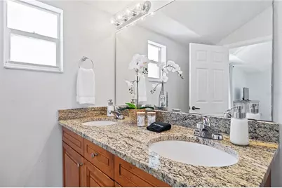 9415 Citrus Glen Place, Tampa, FL 33618 - Photo 21
