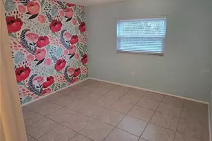 350 79th Ave N, Saint Petersburg, FL 33702 - Photo 9